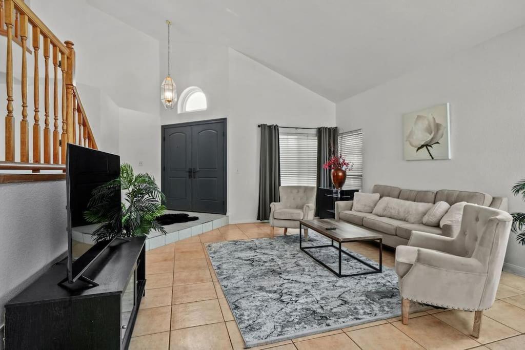 Work, Life, Luxury! Luxe Vegas W Firepit+pool *